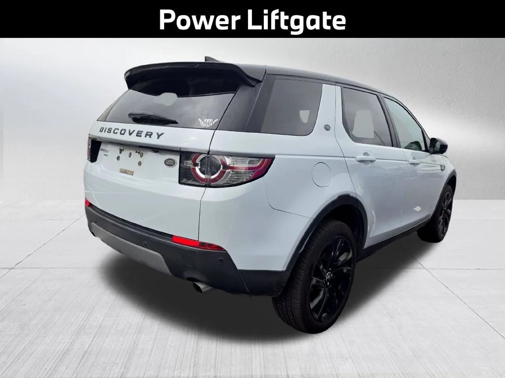 Used 2017 White Land Rover HSE image 7