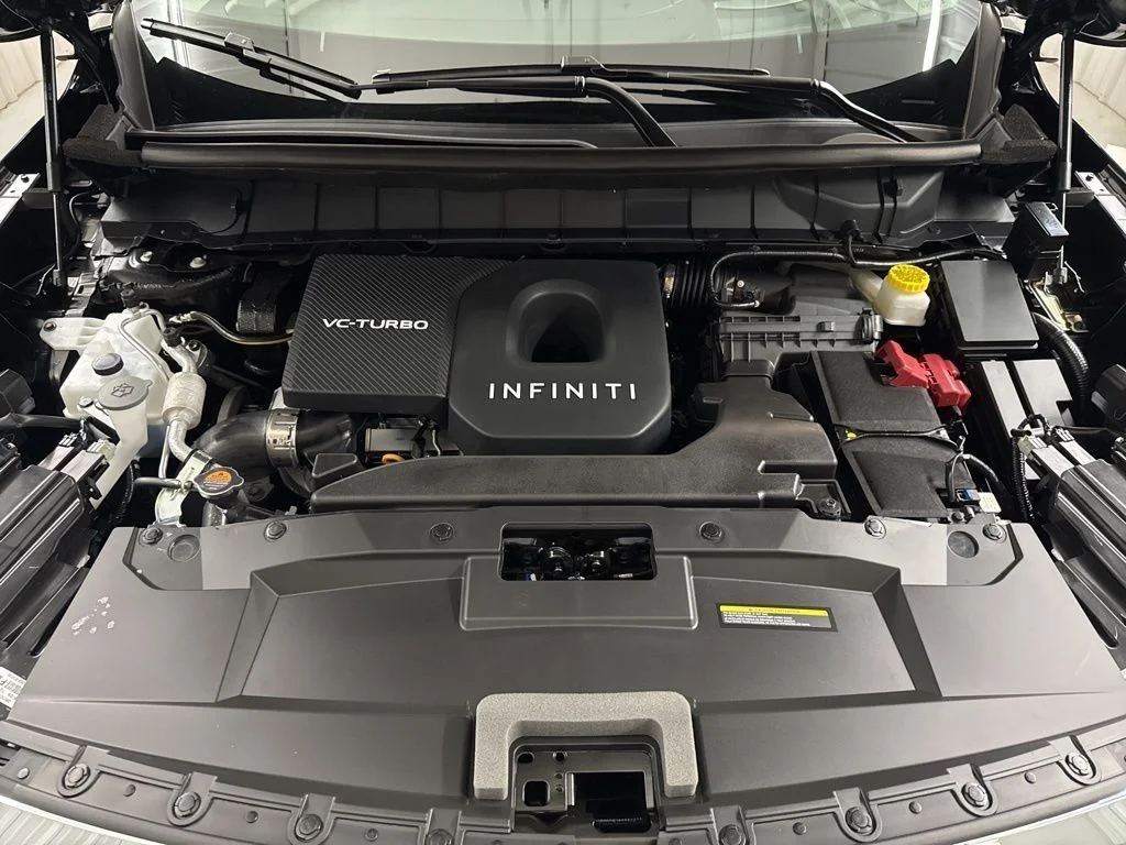 Certified Used 2026 Mineral INFINITI LUXE image 35