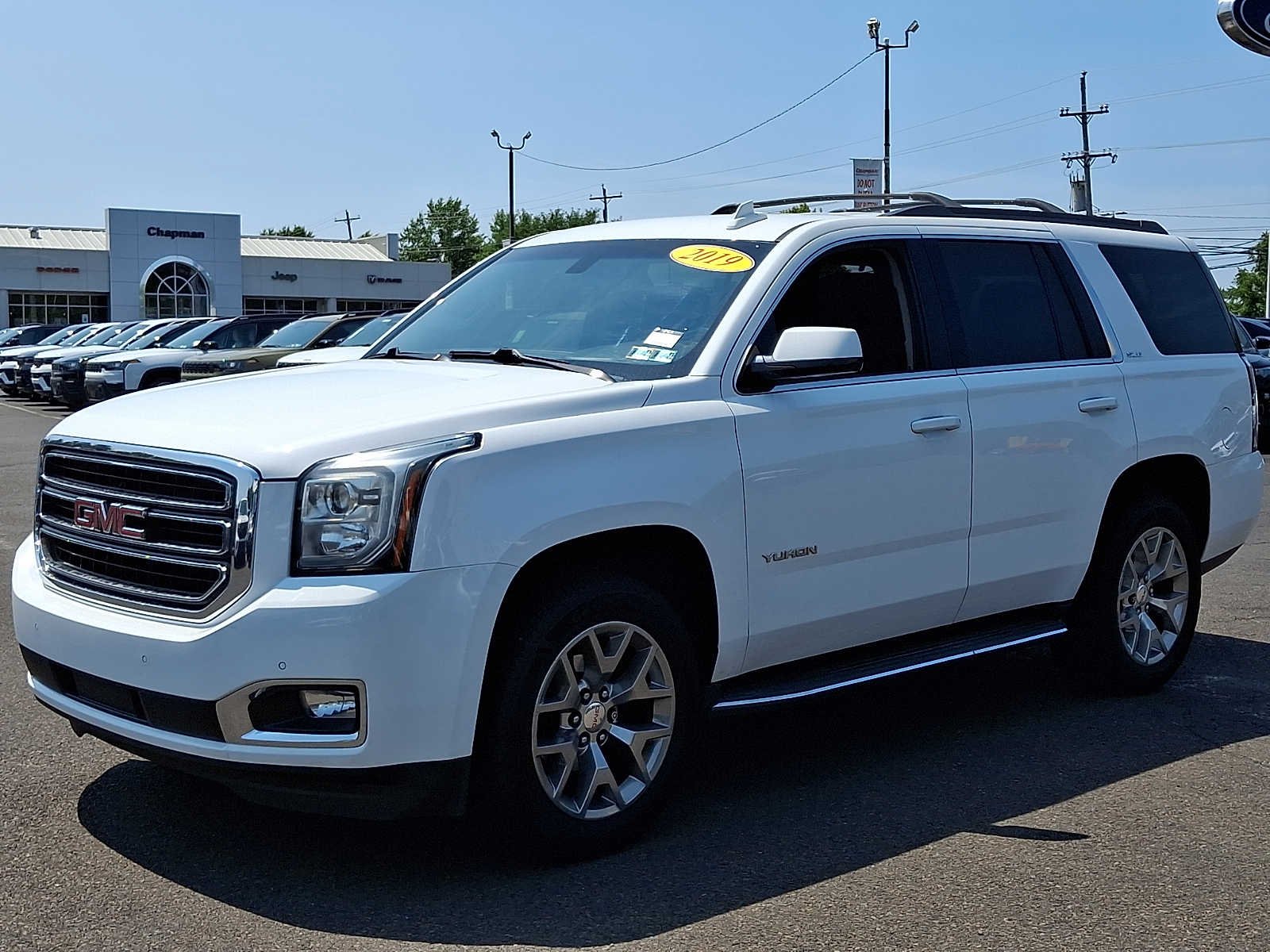 Used 2019 Summit White GMC SLE image 3