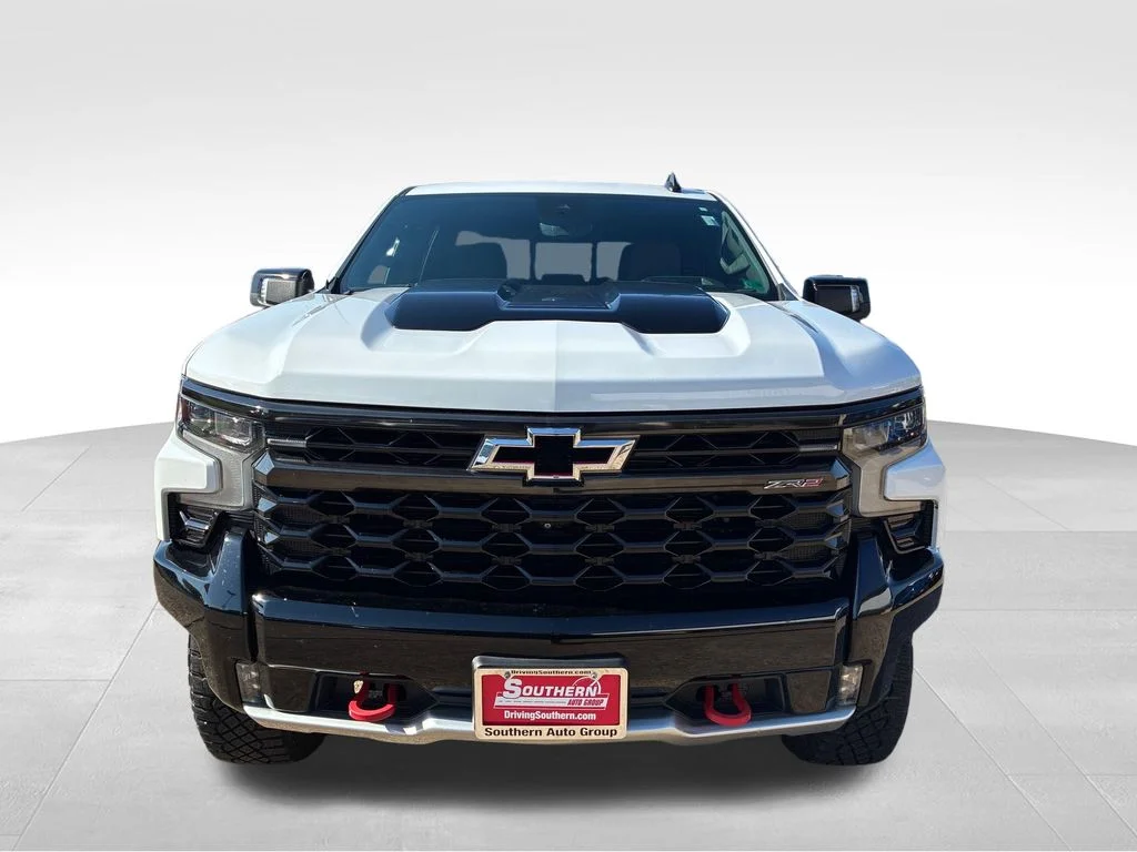 Used 2023 White Chevrolet ZR2 image 9