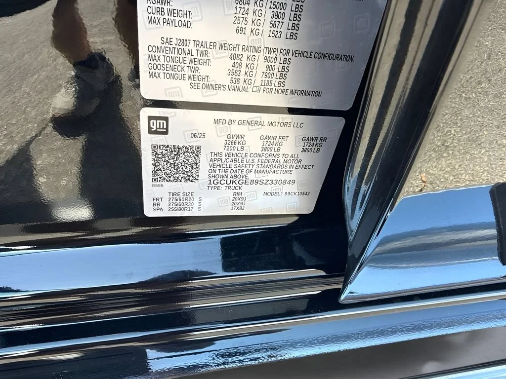 Used 2025 Black Chevrolet LTZ image 30