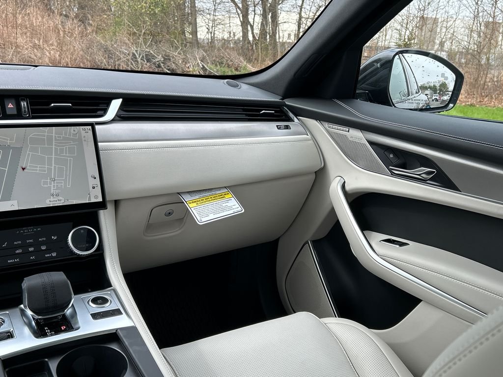 2026 Jaguar F-Pace R-Dynamic S - Photo 25