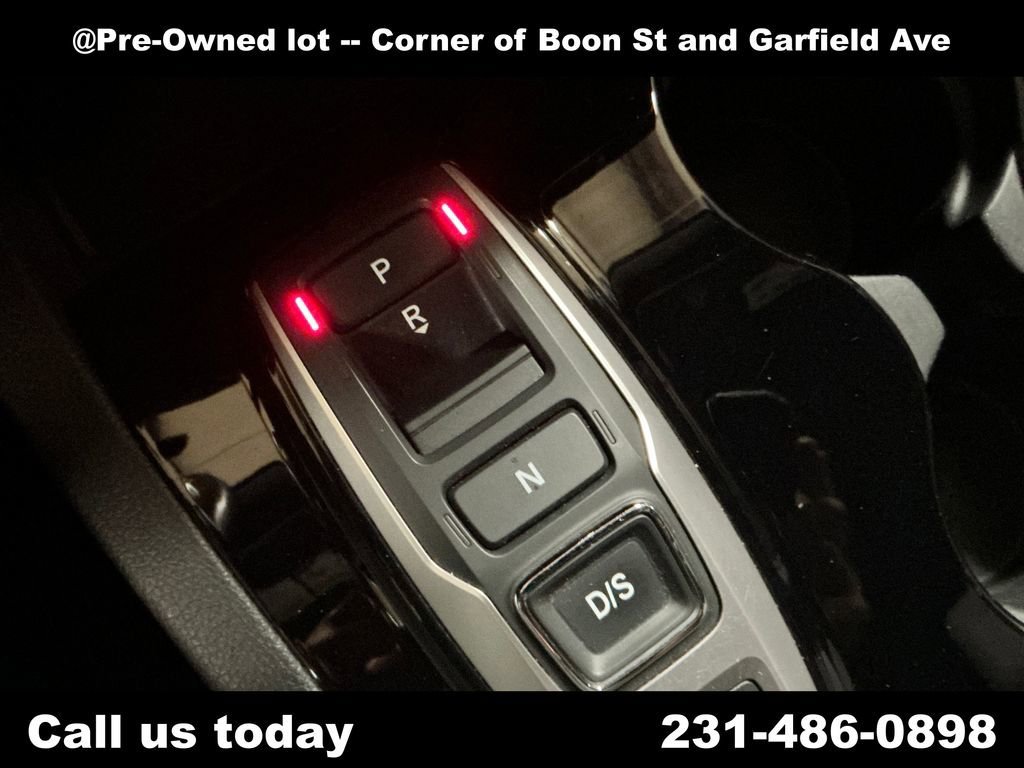 Used 2021  Honda Touring image 24