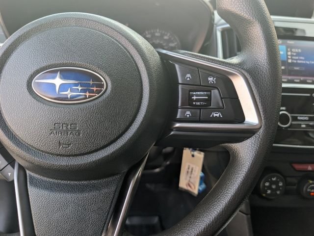Used 2020 White Subaru Base image 14