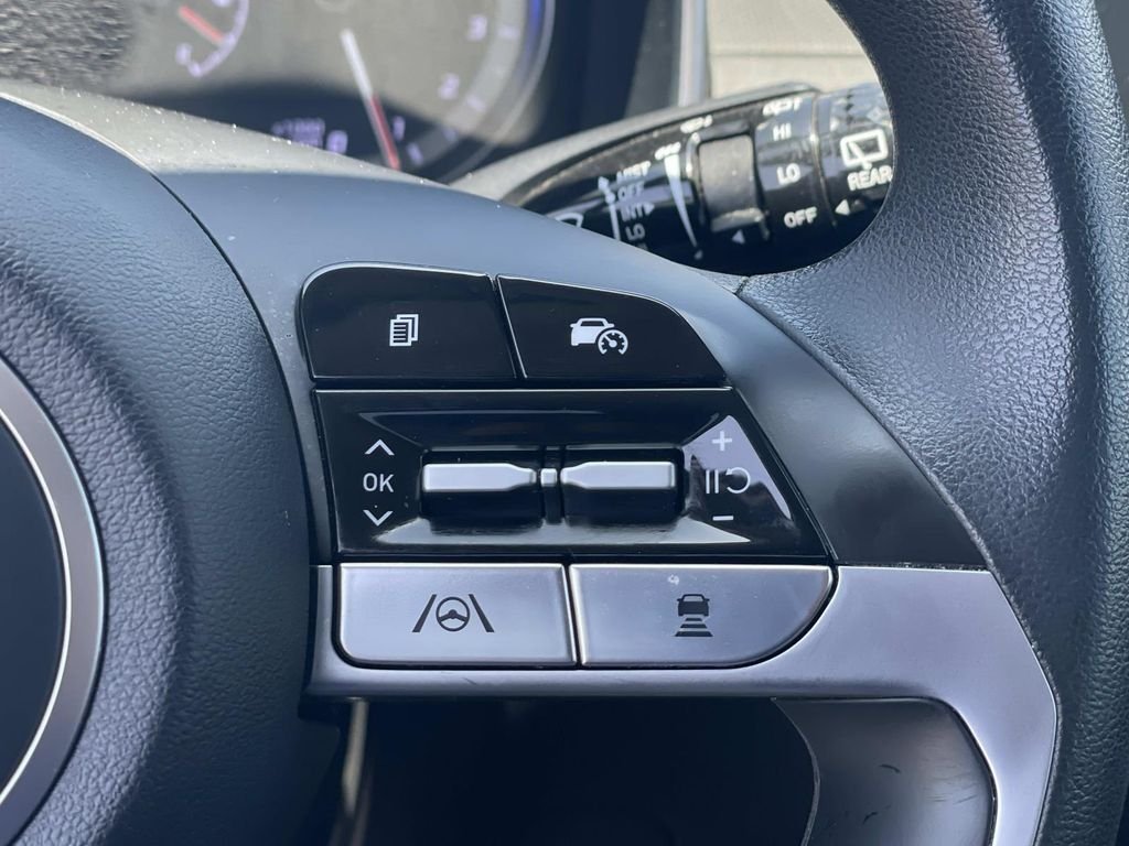 Certified Used 2024 Black Hyundai SEL image 9