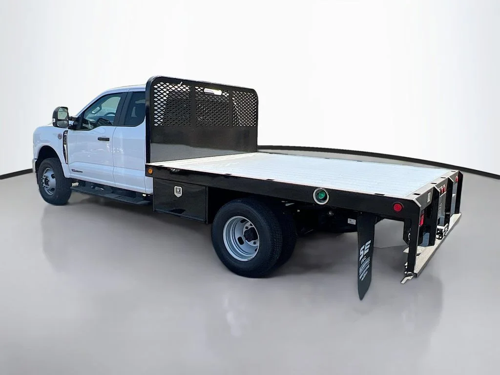 New 2025 Oxford White Ford XL image 11