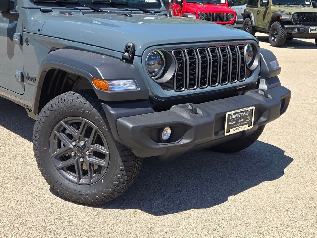 New 2026 Anvil Clear-Coat Exterior Paint Jeep Sport S image 3