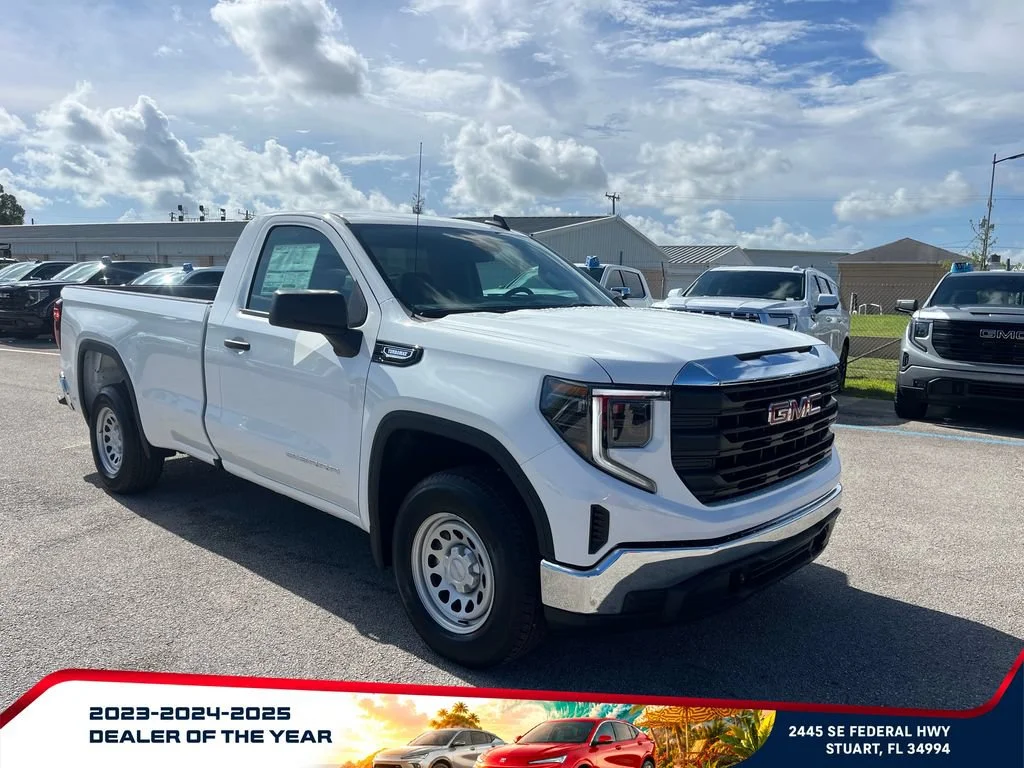 New 2026 Summit White GMC Pro image 2