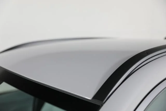 Used 2025 Gray Hyundai SEL Convenience image 13