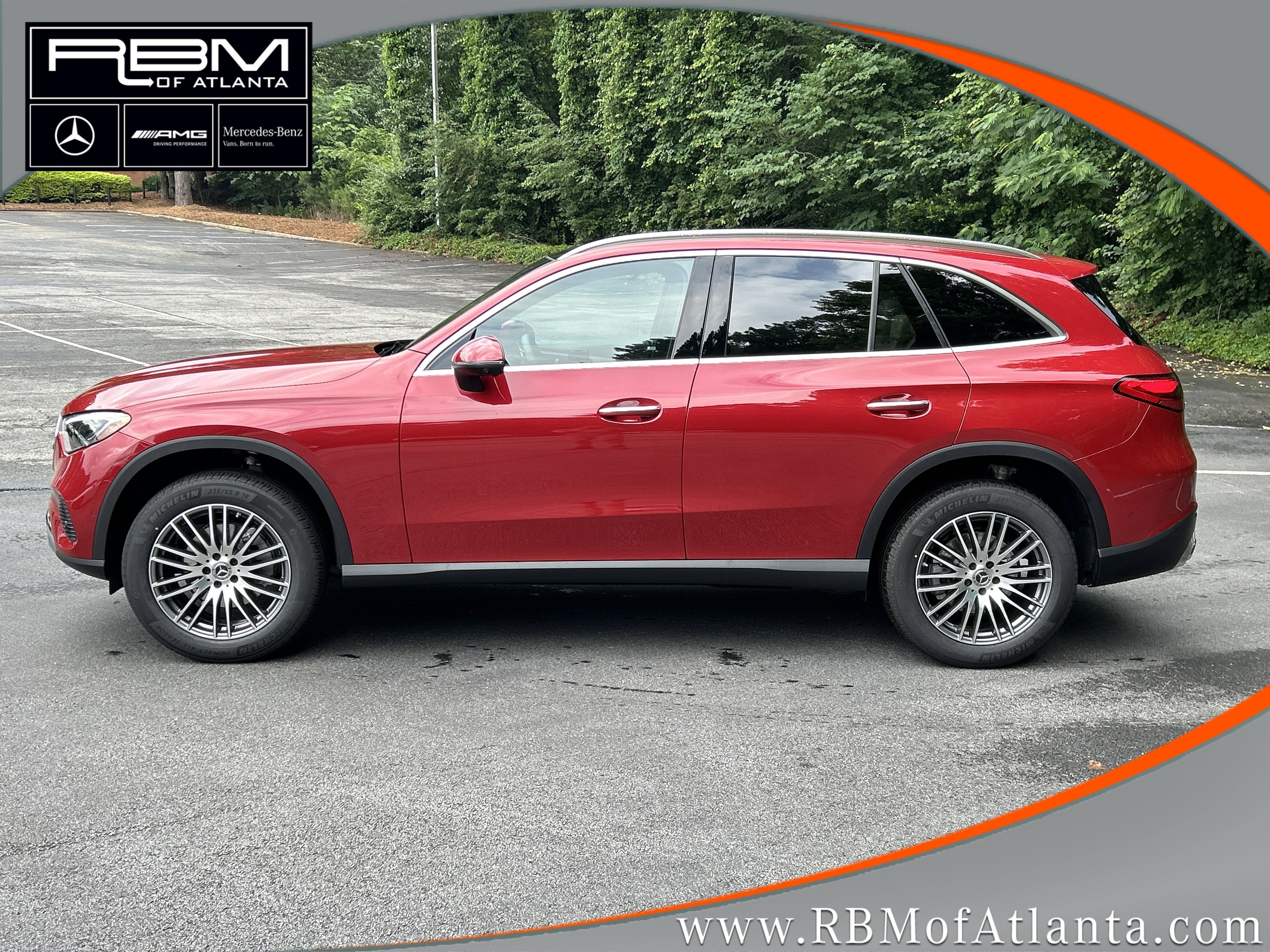 New 2026 MANUFAKTUR Patagonia Red Metallic Mercedes-Benz GLC 300 4MATIC® SUV image 1