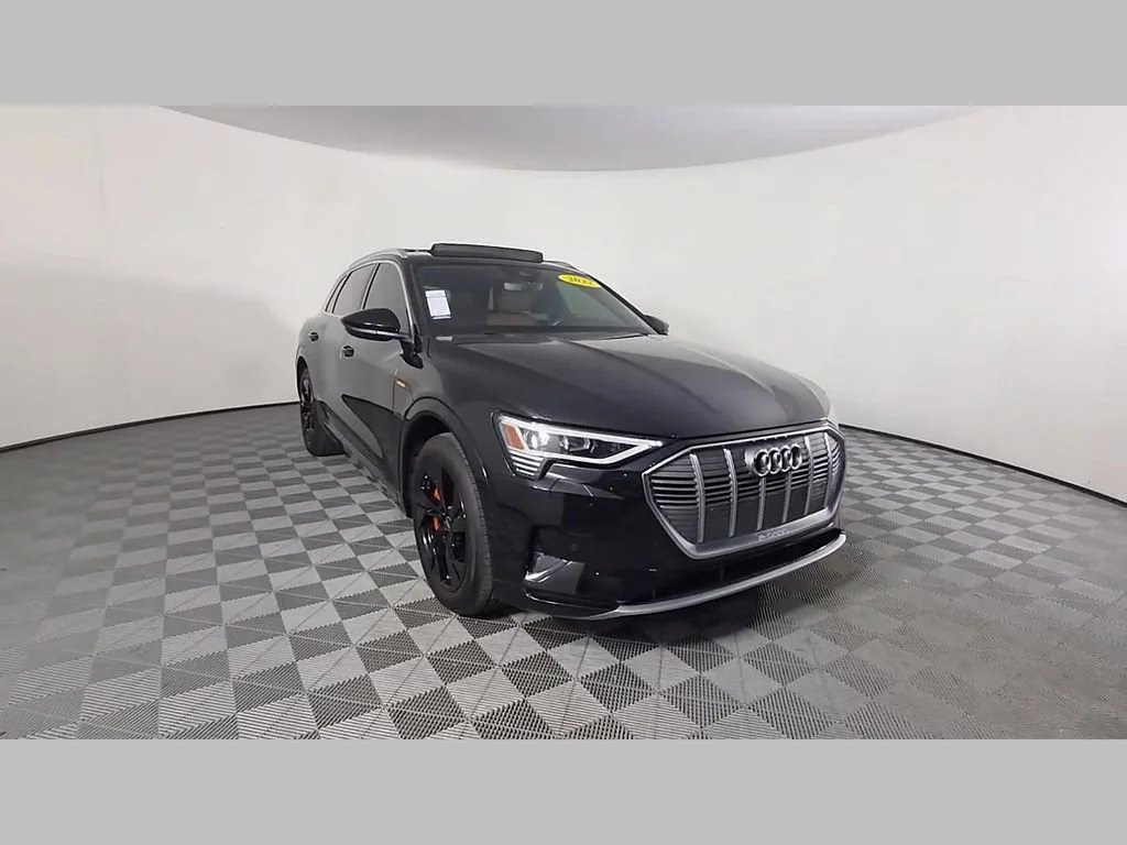 Used 2022 Brilliant Black Audi Premium image 52