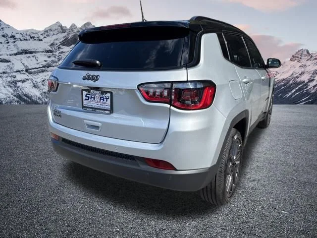 New 2026 Silver Jeep Limited image 3