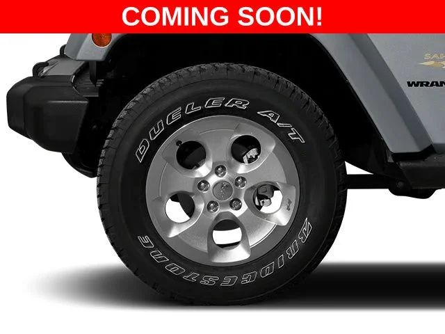 Used 2014 Black Jeep Sahara image 9