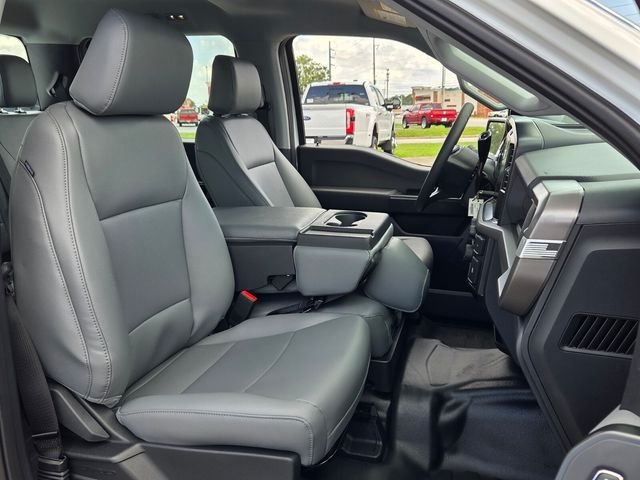 New 2026 Oxford White Ford XL image 17