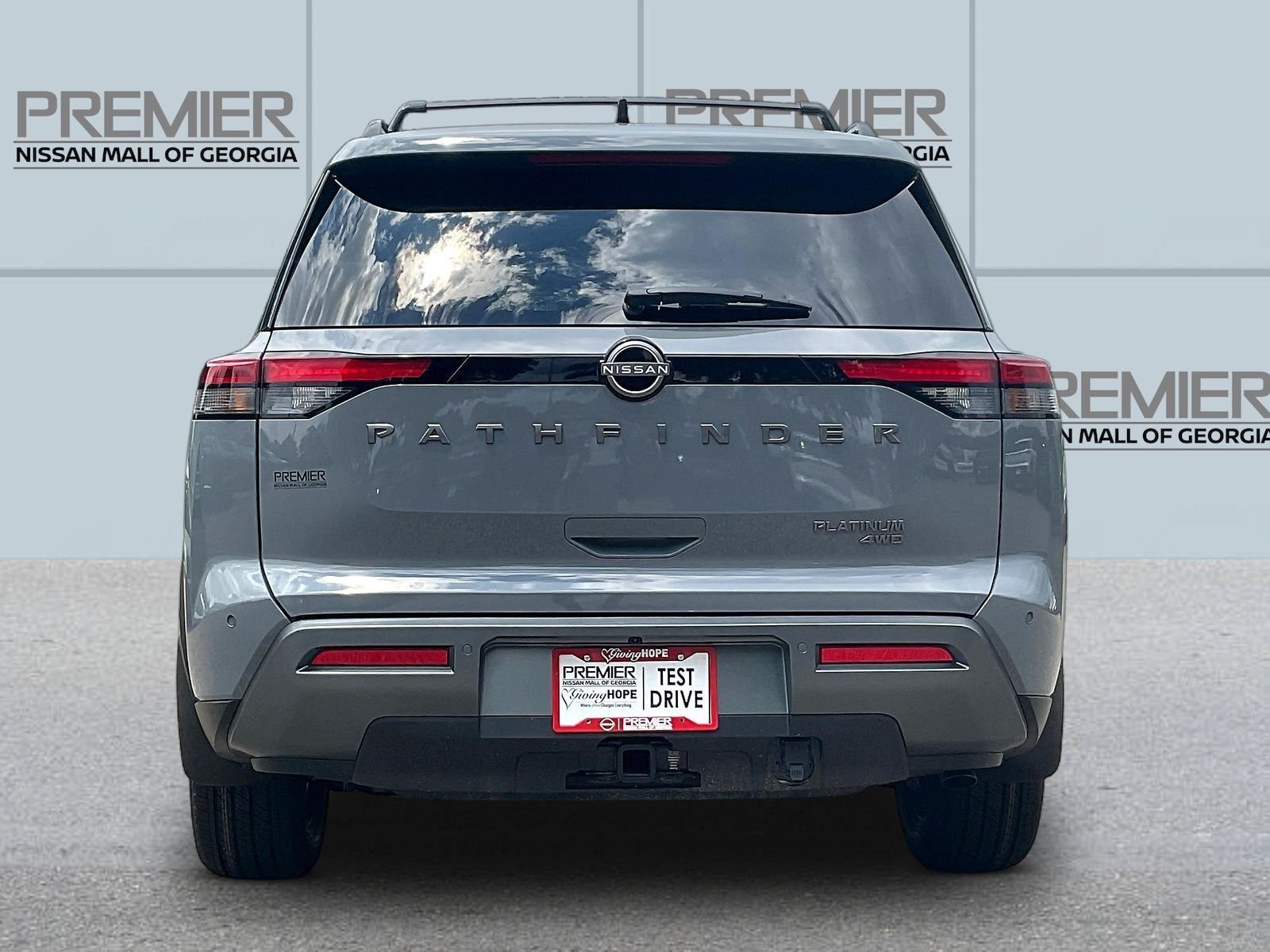 New 2026 Gray Nissan Platinum image 4