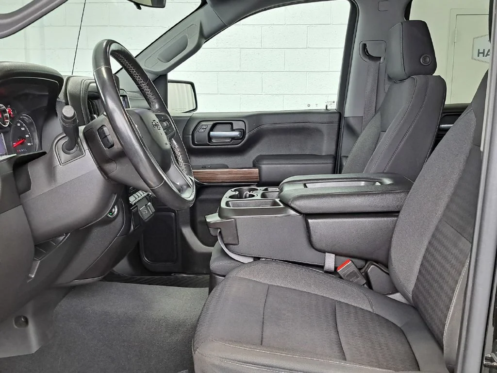 Used 2021 Black Chevrolet RST image 21