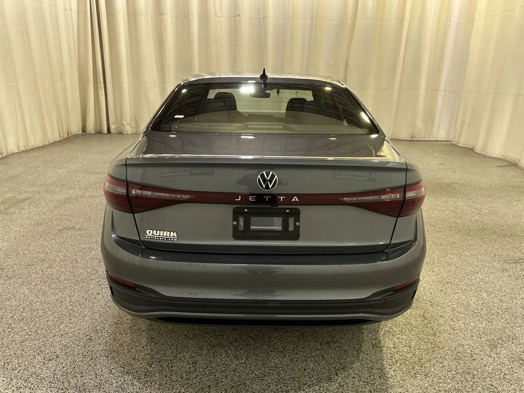 2026 Volkswagen Jetta Sport - Photo 7