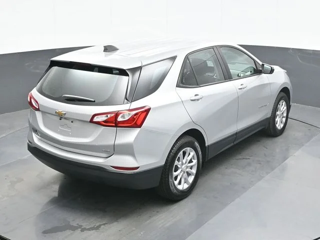 Used 2020 Silver Chevrolet LS image 17