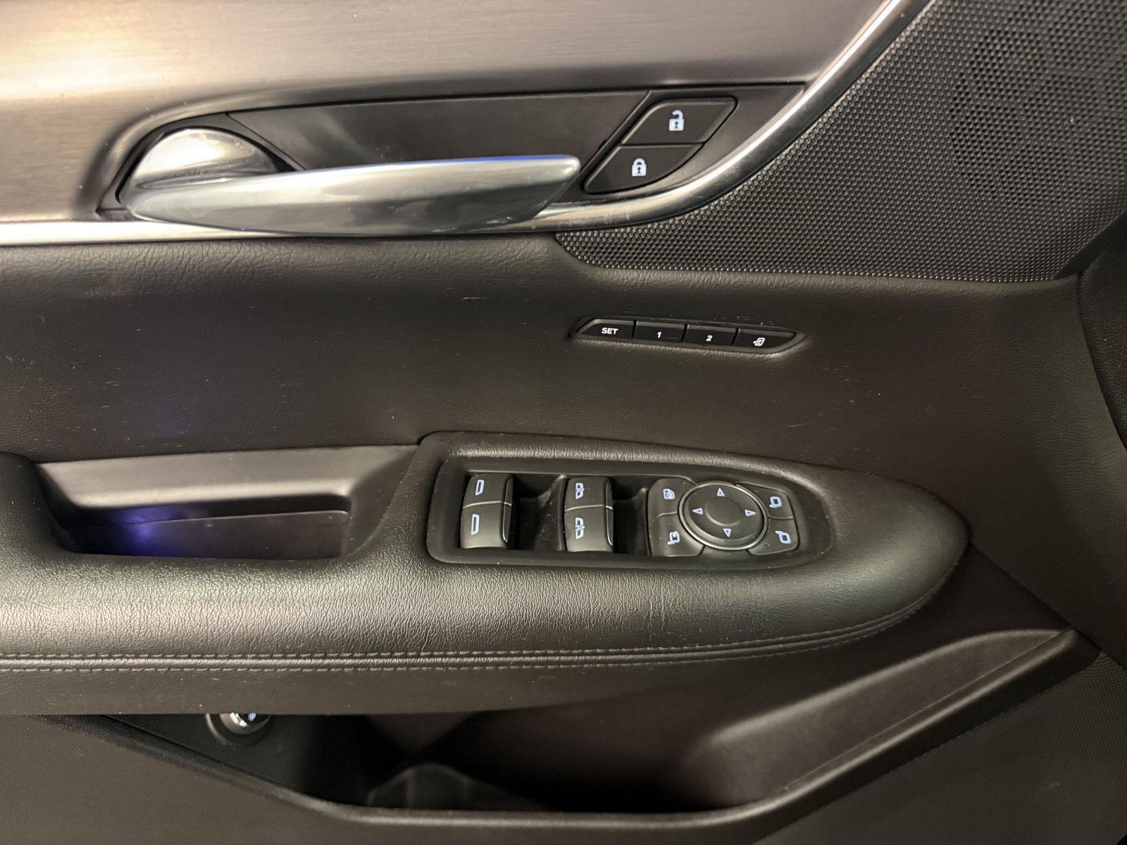 Used 2019 BLACK CADILLAC PREMLUX image 22