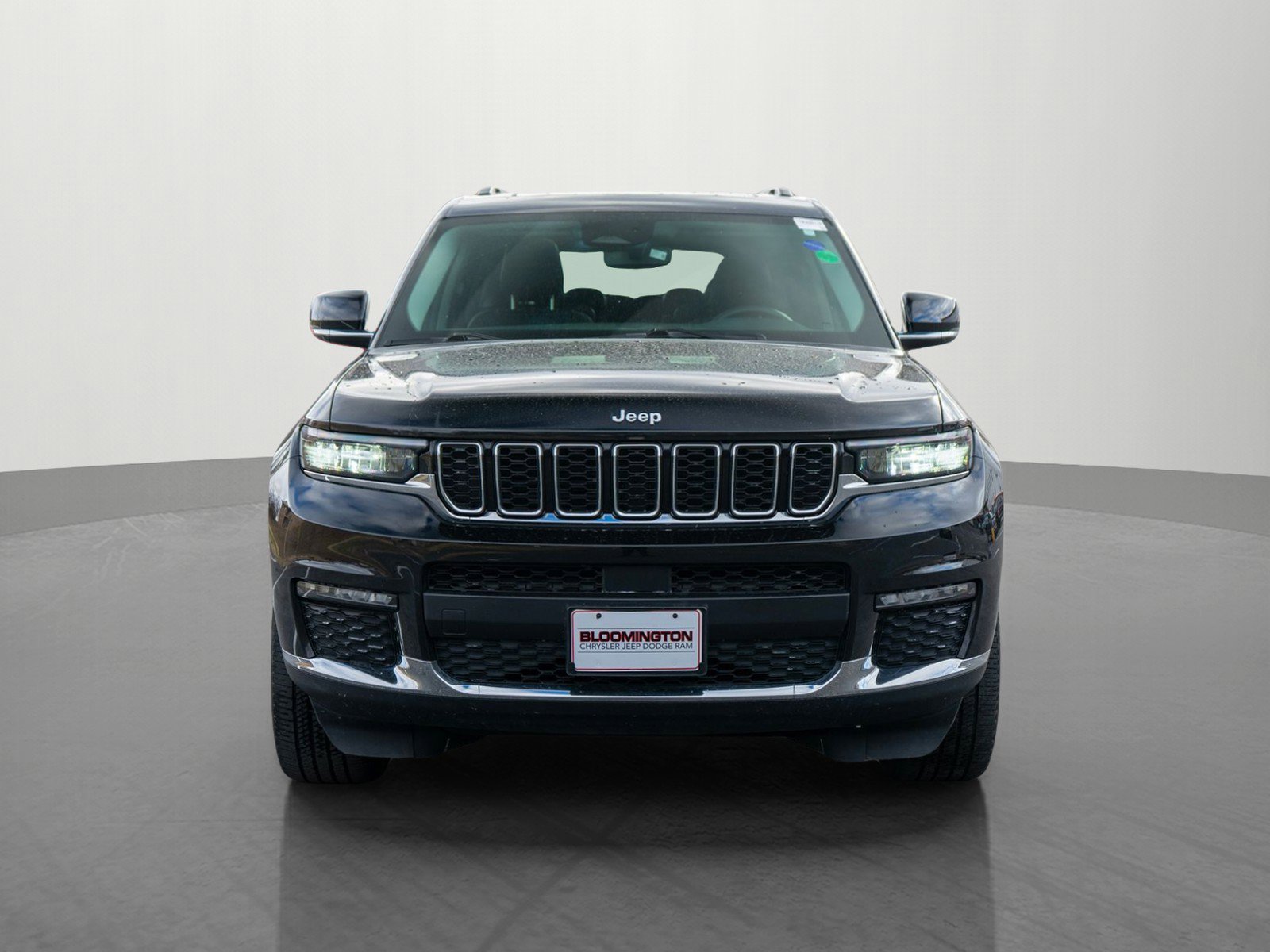 Used 2022 Jeep Grand Cherokee L Limited with VIN 1C4RJKBG7N8560682 for sale in Minneapolis, Minnesota