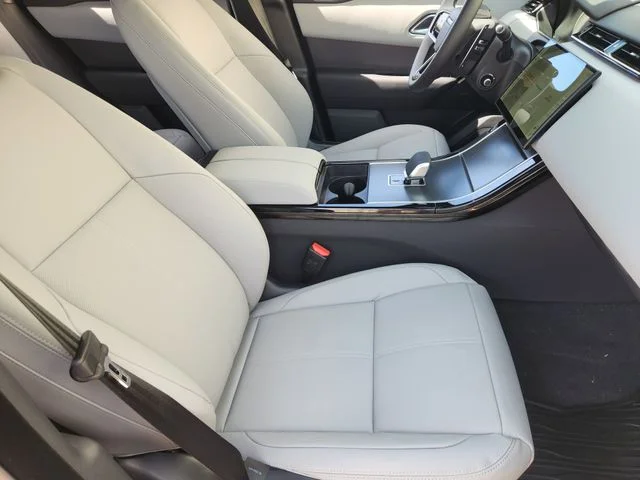 Used 2026 Green Land Rover S image 9