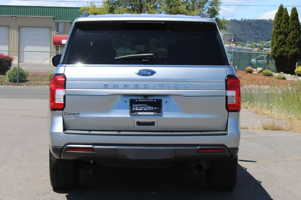 Used 2022 Silver Metallic Ford XLT image 5