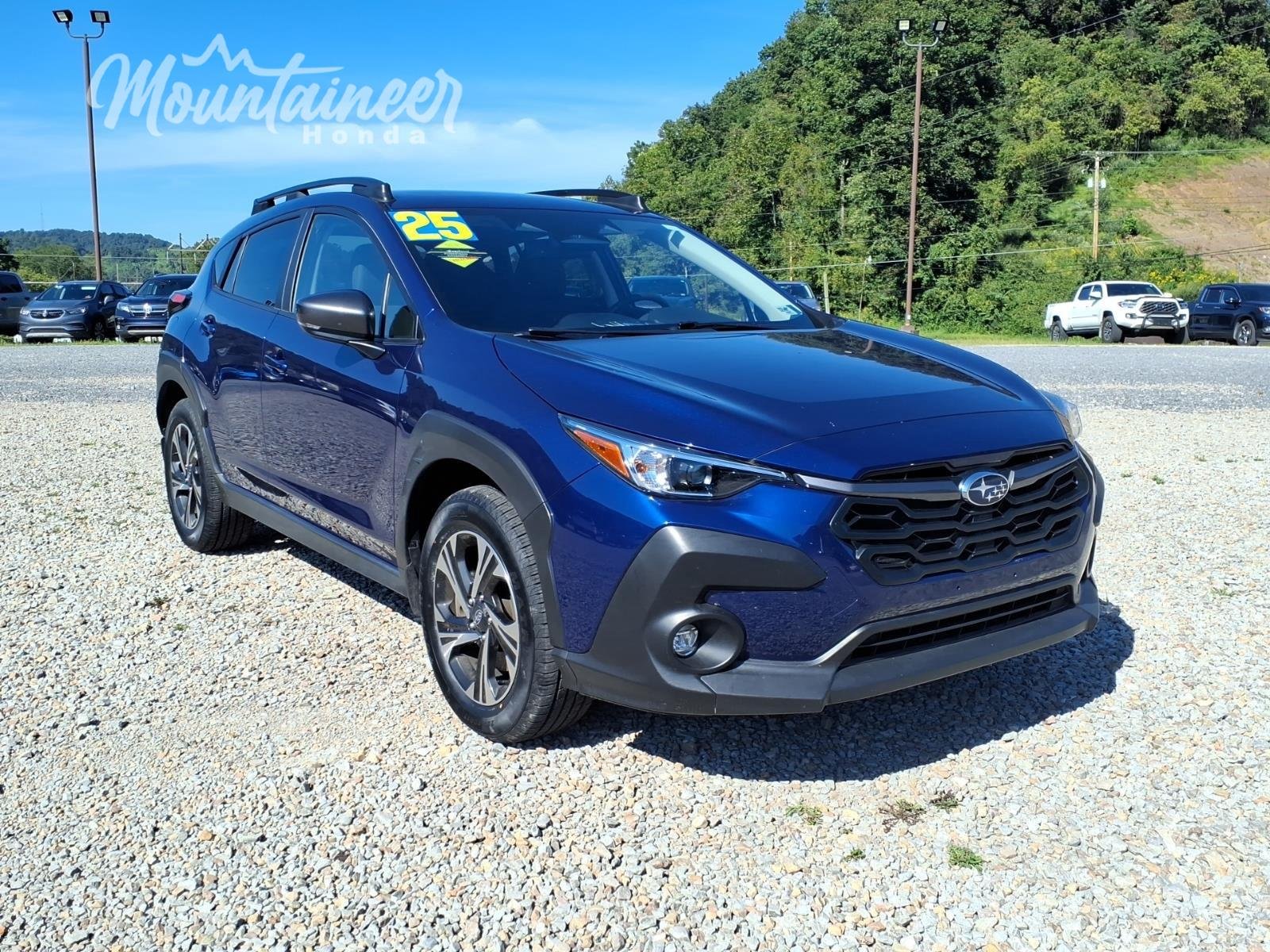 Used 2025 Sapphire Blue Pearl Subaru Premium image 3