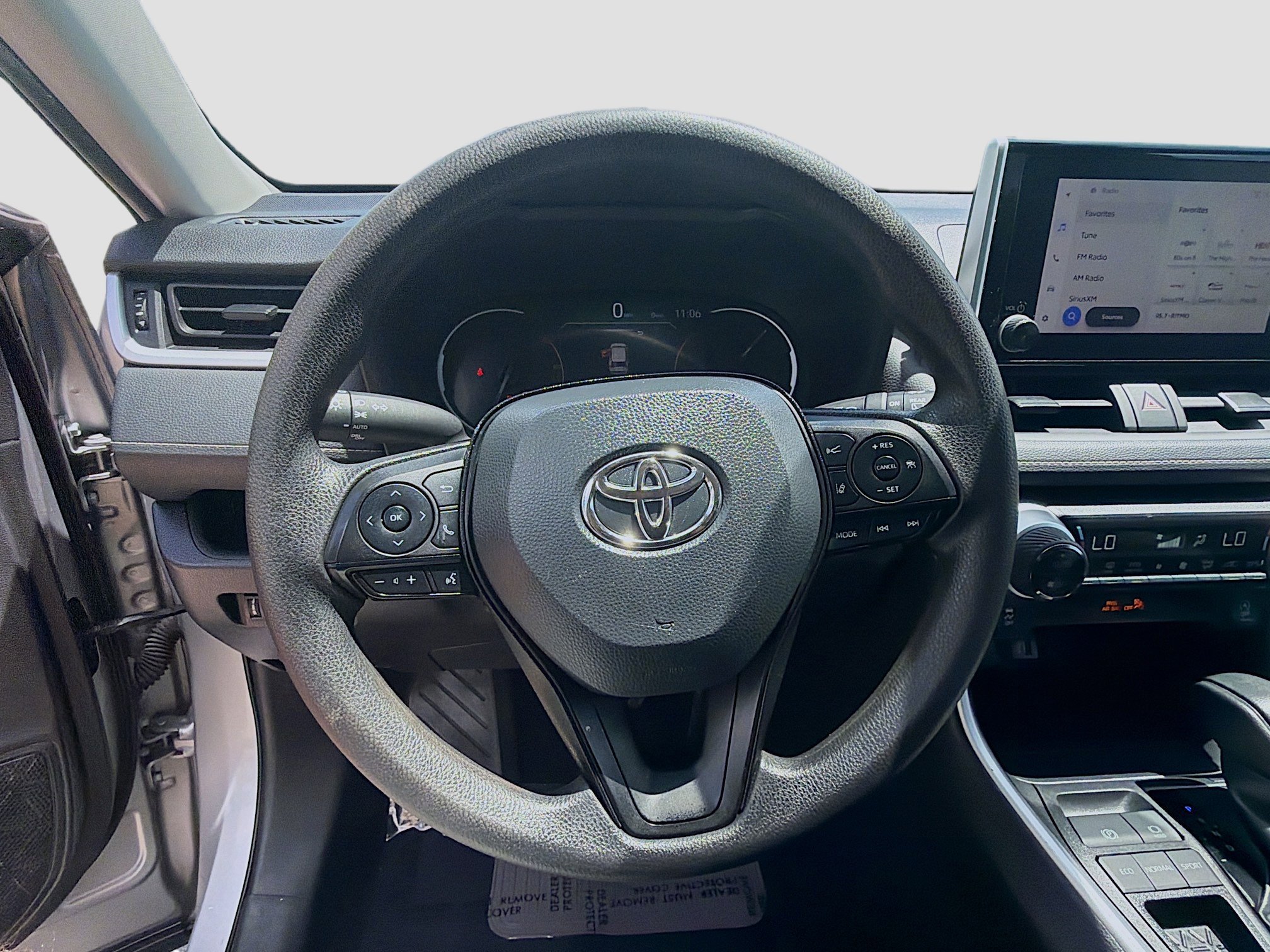 Used 2024 Silver Sky Metallic Toyota XLE image 8