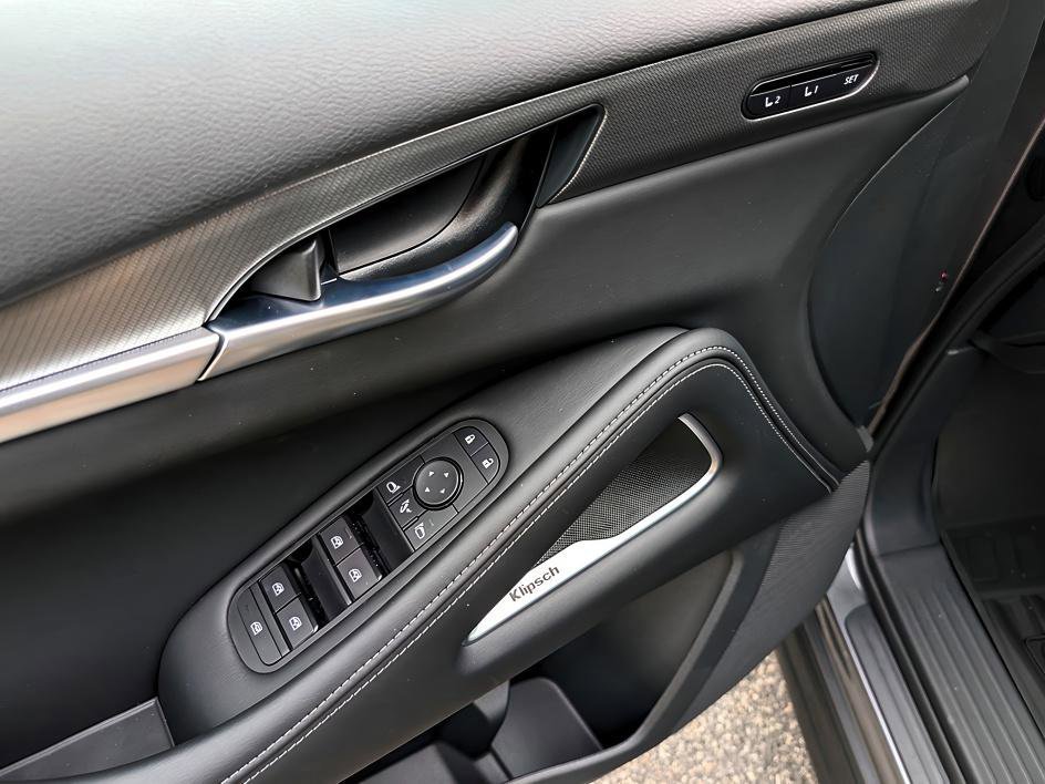 New 2027 GRAPHITE SHADOW INFINITI LUXE image 10