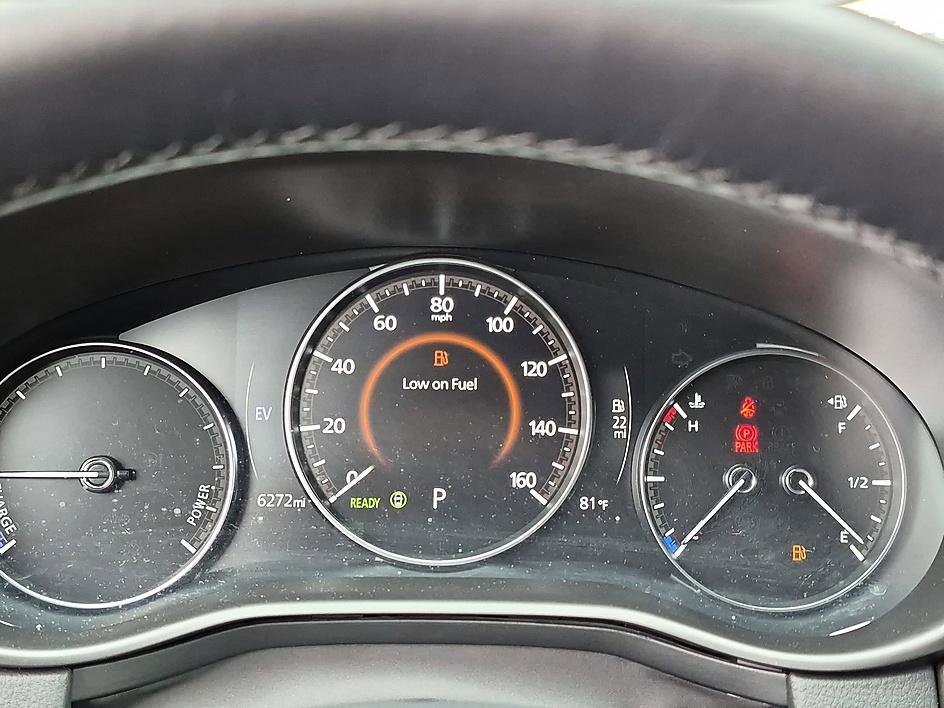 Used 2025 Machine Gray Metallic Mazda Premium Package image 19