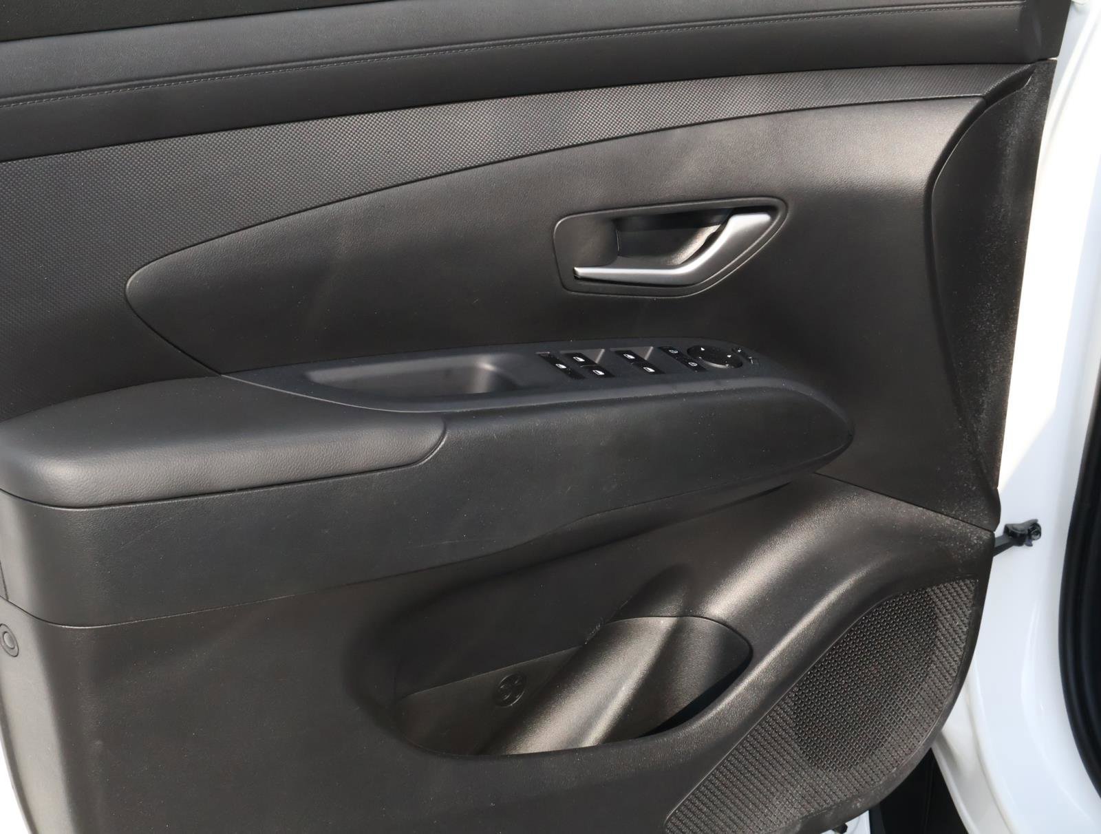 2026 Hyundai Santa Cruz SE - Photo 15