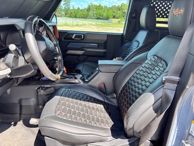 Used 2023 Gray Ford Badlands image 6