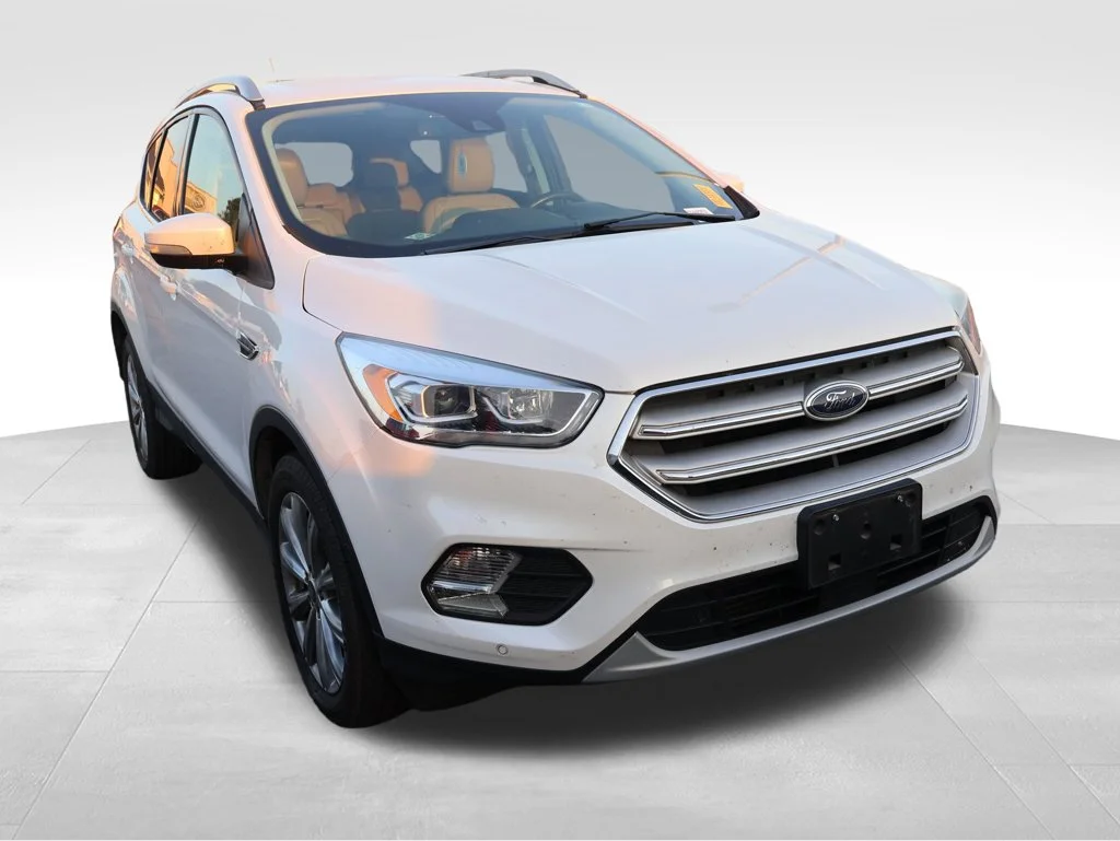 Used 2018 White Ford Titanium image 11