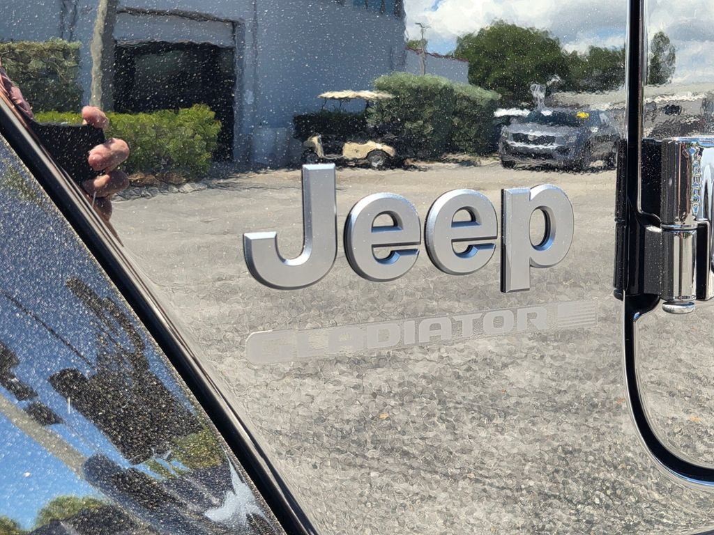 2025 Jeep Gladiator Sport S - Photo 12