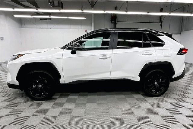 2023 Toyota RAV4 XSE - Photo 14
