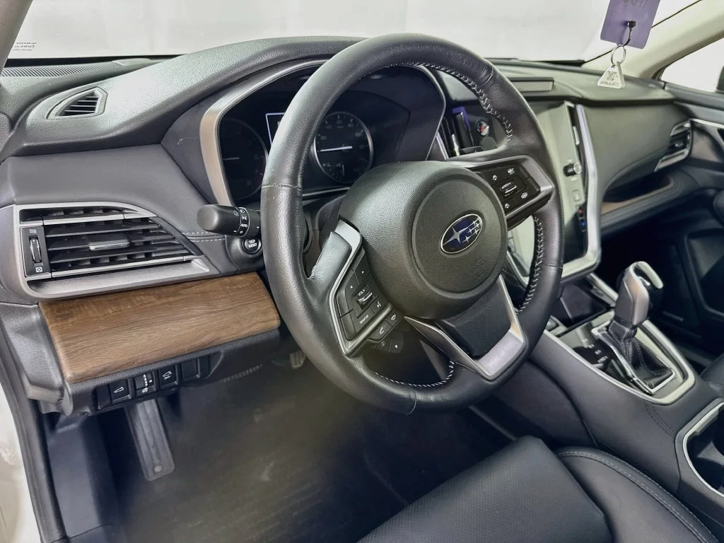 Used 2020 White Subaru Limited XT image 9