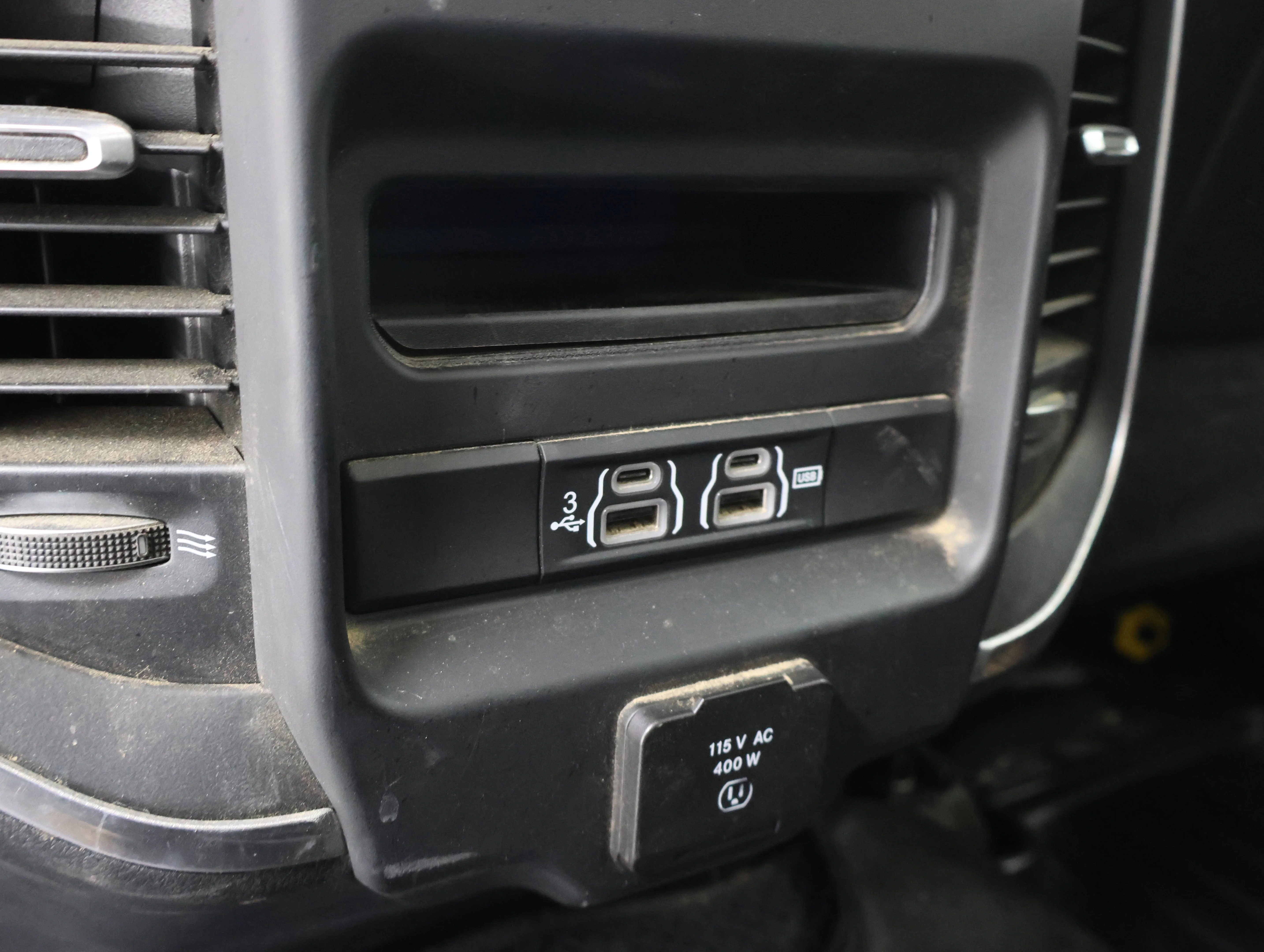 Used 2020 Billet Silver Metallic Clearcoat Ram Laramie image 42