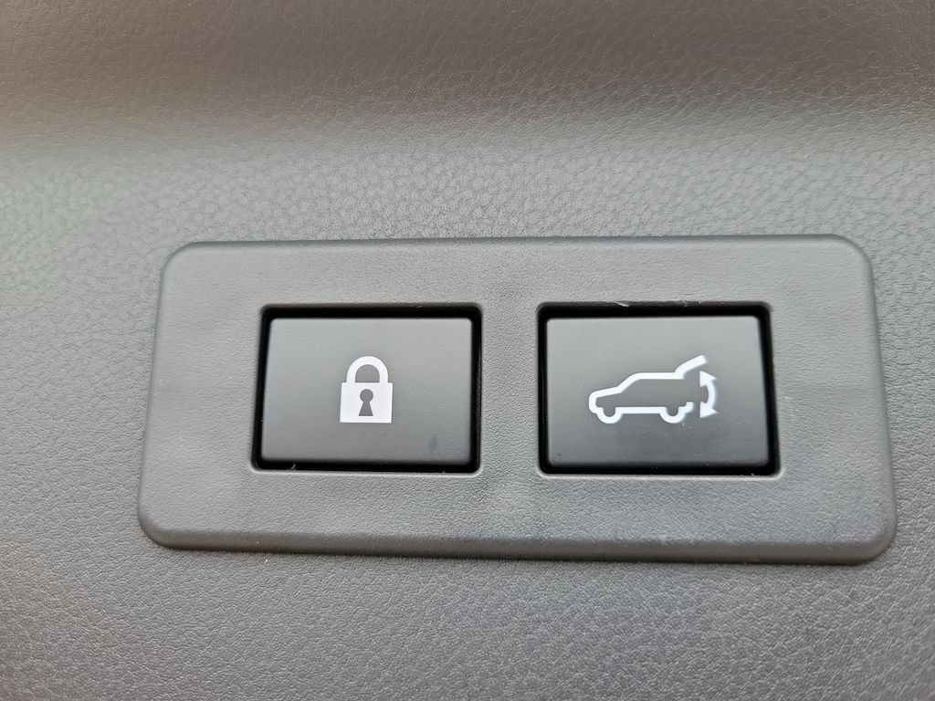 Used 2025 White Subaru Premium image 9