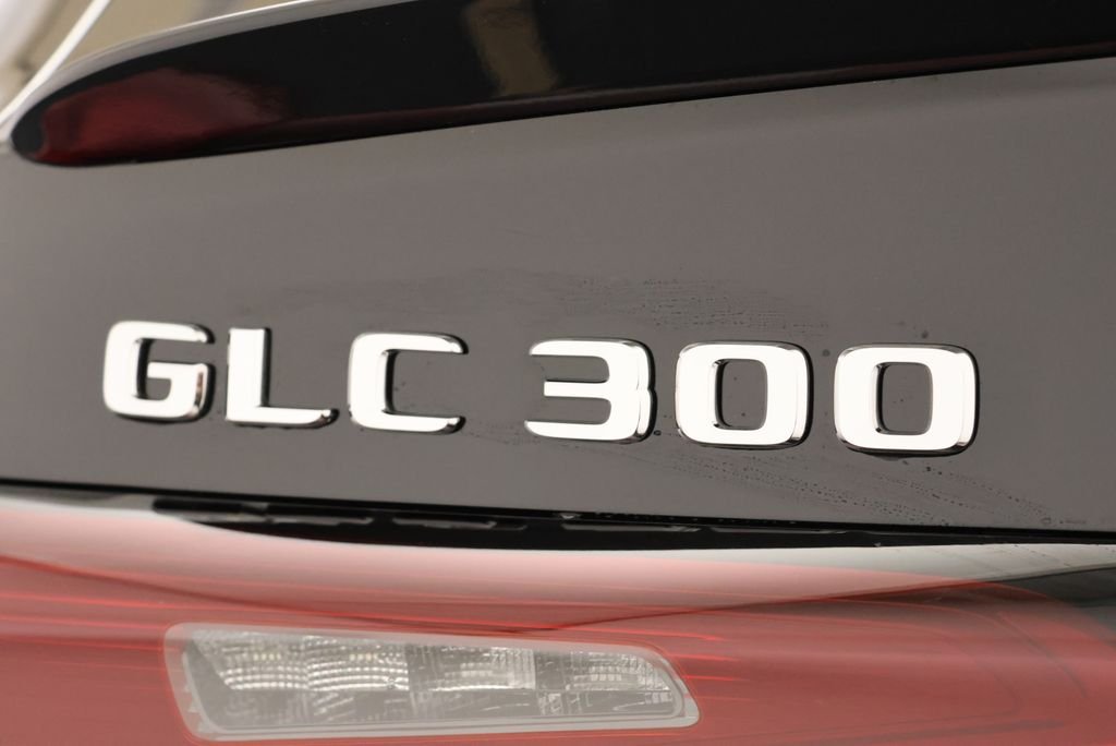 New 2027  Mercedes-Benz GLC 300 image 9