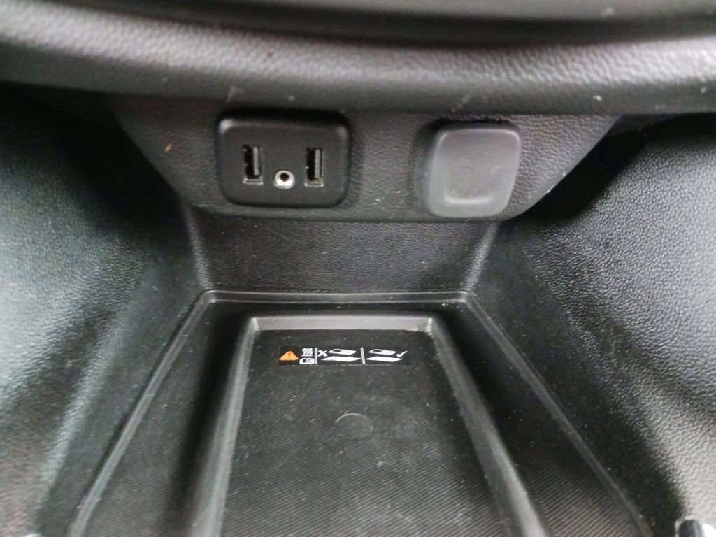 Used 2023 Sterling Gray Metallic Chevrolet LT Cloth image 15