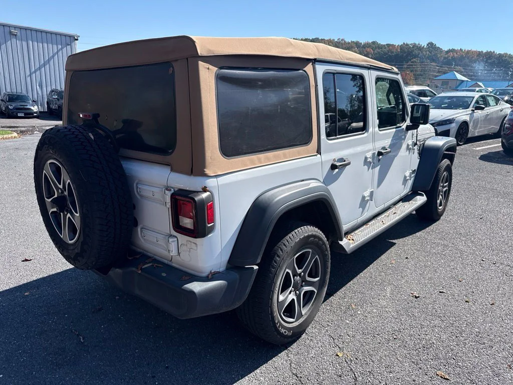 Used 2020 White Jeep Unlimited Sport image 4
