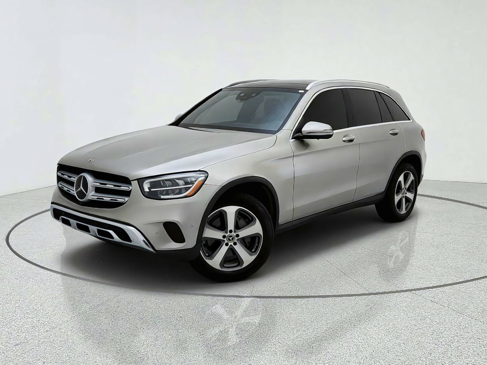 Used 2021 Mojave Silver Metallic Mercedes-Benz GLC 300 image 1