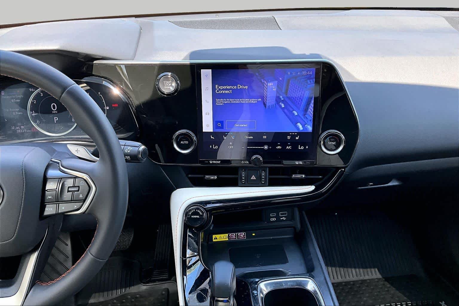 Used 2023 Atomic Silver Lexus Premium image 7