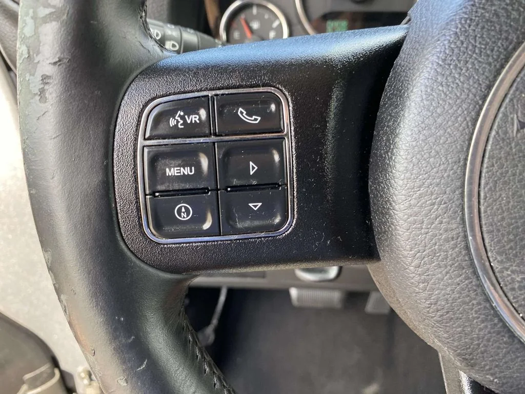 Used 2013 Silver Jeep Sport image 27