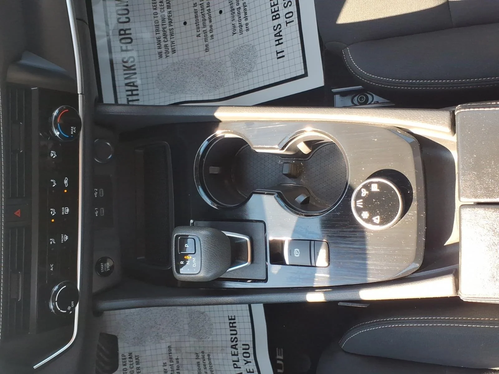 Used 2024 Glacier White Nissan S image 22