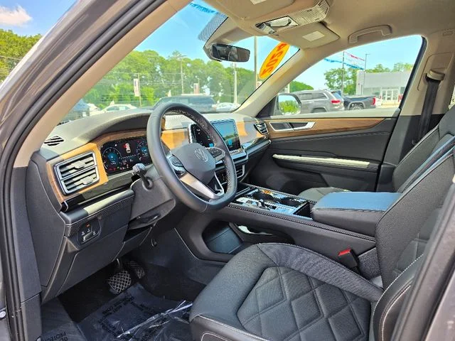 2024 Volkswagen Atlas SE w/Tech - Photo 20