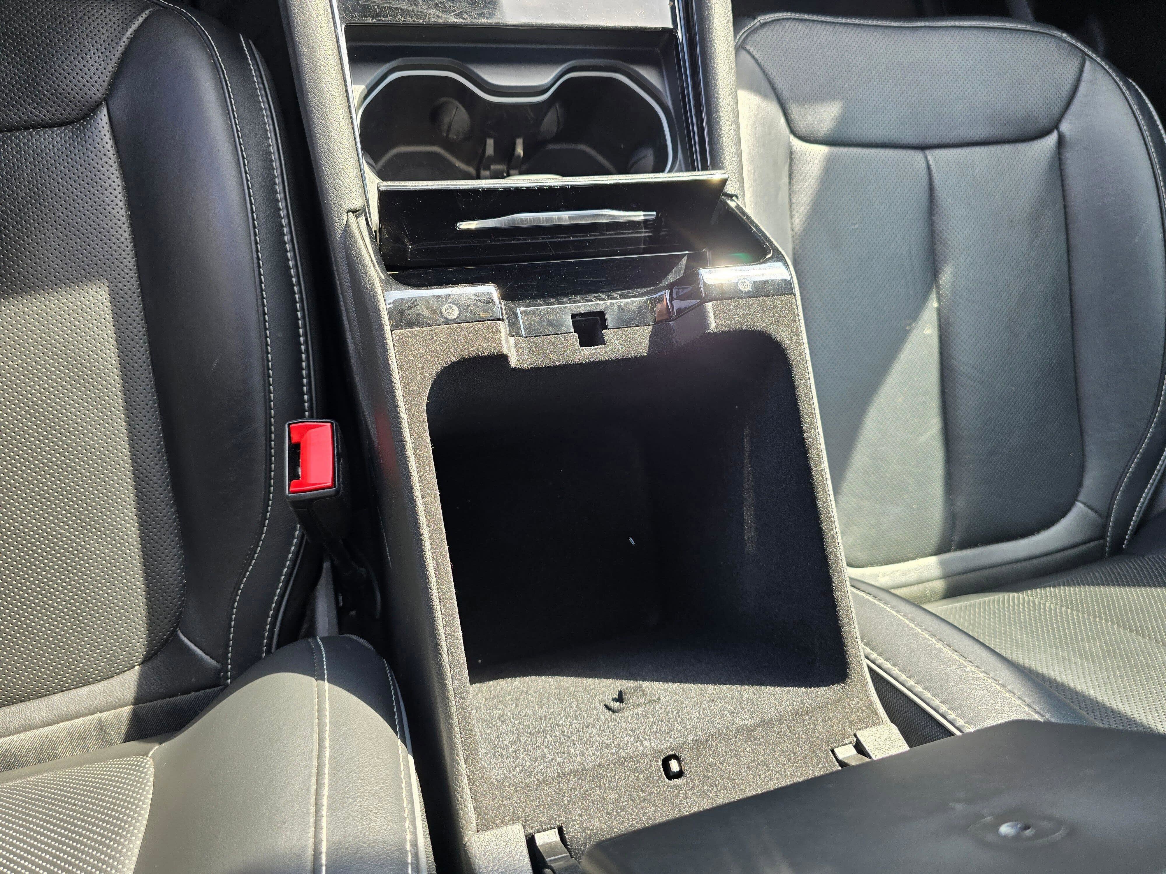 Used 2024 Bright White Clearcoat Jeep Overland image 26