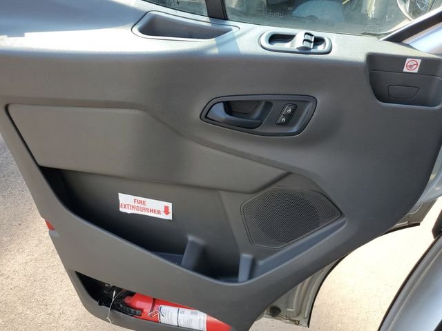 2020 Ford Transit Passenger Van XL - Photo 8