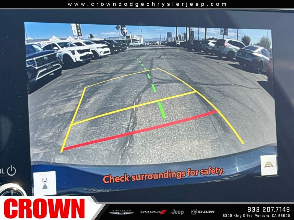 Used 2025  Toyota LE image 28