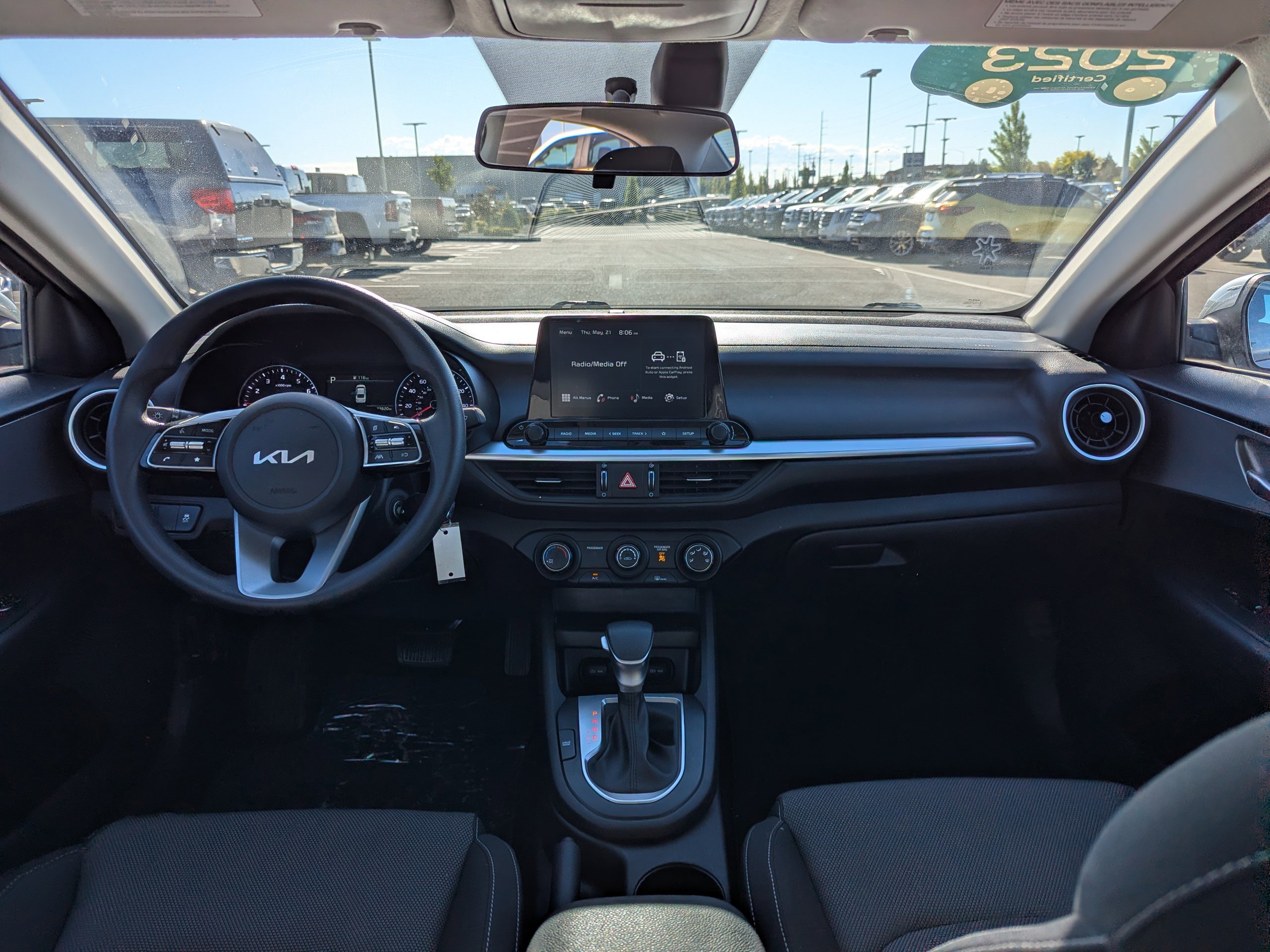 2023 Kia Forte LXS - Photo 25